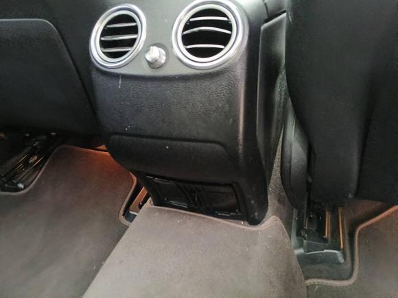 [上海·沪B] 二手奔驰奔驰GLC2016款 GLC 260 4MATIC 豪华型