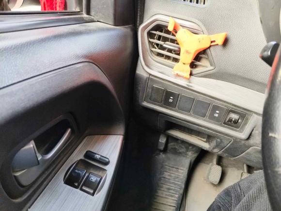 [西安·陕U] 二手长安凯程长安睿行M602020款 1.6L标准型国VI 厢货5座CNG DAM16KRC