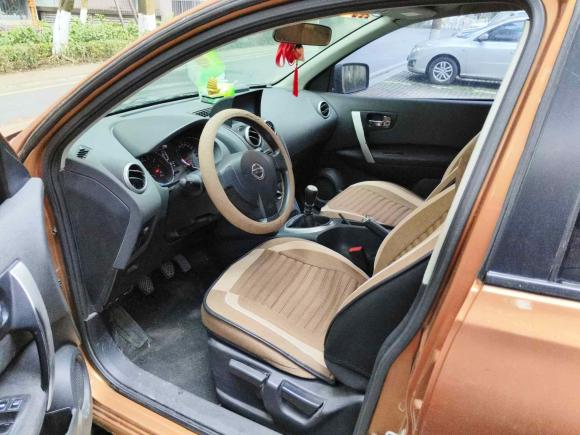 [成都·川A] 二手日产逍客2015款 2.0XL 酷火 MT 2WD