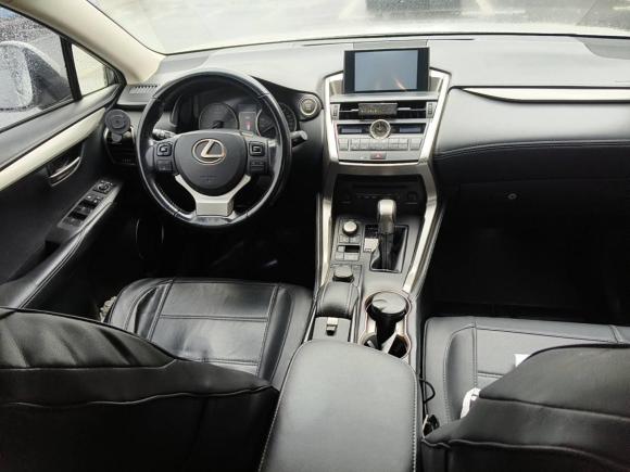 [上海·辽A] 二手雷克萨斯雷克萨斯NX2015款 200 前驱 锋行版