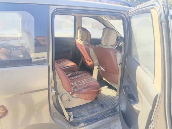 [金华·桂M] 二手五菱汽车五菱宏光2014款 1.5L S标准型