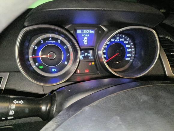 [苏州·苏E] 二手现代朗动2015款 1.6L 自动领先型