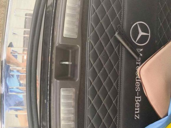 [广州·粤A] 二手奔驰奔驰GLE2019款 GLE 320 4MATIC 动感型臻藏版