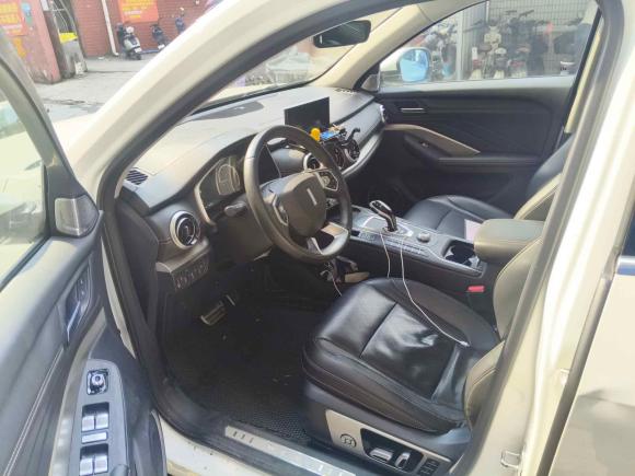 [广州·粤A] 二手魏牌魏牌 VV62018款 2.0T 四驱旗舰型 国V