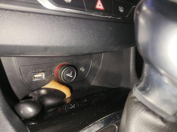 [深圳·粤L] 二手标致标致4082015款 1.2T 自动豪华版