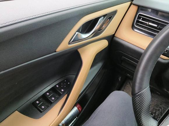 [上海·苏E] 二手荣威荣威RX52023款 1.5T 尊荣滑屏版