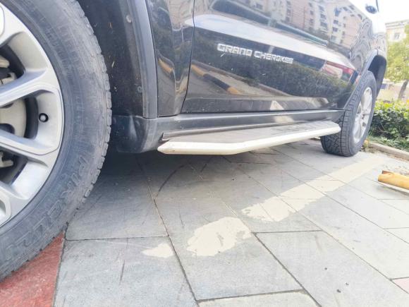 [上海·沪B] 二手Jeep大切诺基2014款 3.0TD 柴油 舒享导航版