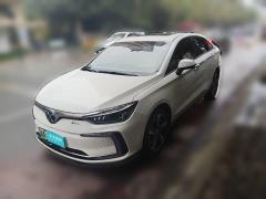 [成都·川A]北京汽车&nbsp;&nbsp;北京EU5&nbsp;&nbsp;2018款 R500 智风版