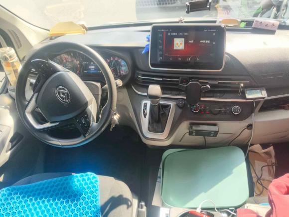 [深圳·粤B] 二手大通新途V902021款 2.0T自动智运王后驱单胎长轴高顶7座