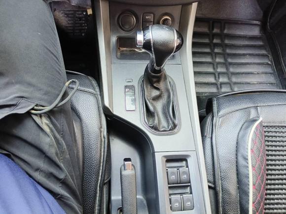 [芜湖·皖B] 二手海马海马S52016款 1.5T CVT创享版