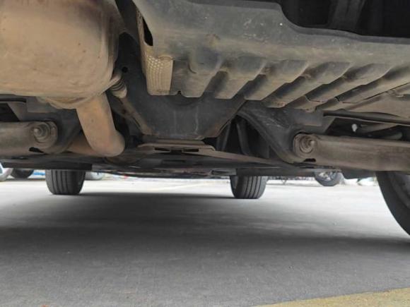 [广州·粤A] 二手宝马宝马1系2013款 sDrive18i 时尚型