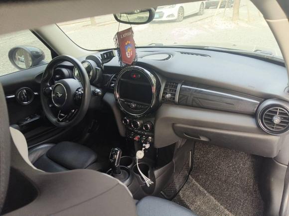 [上海·粤F] 二手MINIMINI2018款 1.5T COOPER 艺术家