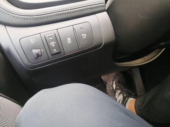 [上海·沪A] 二手起亚起亚K52012款 2.0L 自动DLX