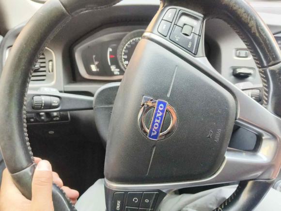 [温州·苏F] 二手沃尔沃沃尔沃S602016款 S60L T5 智驭版