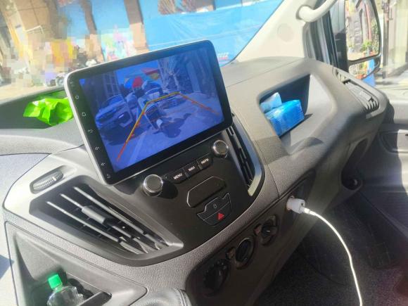 [青岛·鲁U] 二手福特全顺2019款 2.0T柴油多功能商用车中轴中顶6座国VI