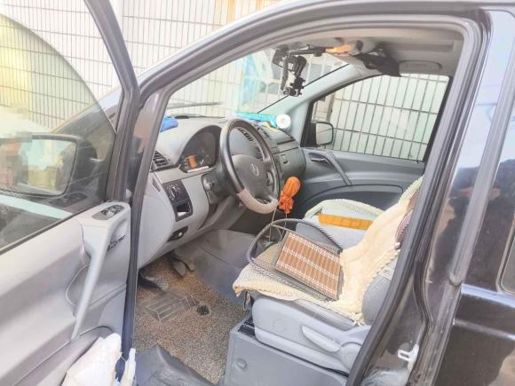 [宁波·浙B] 二手奔驰威霆2010款 2.1T 柴油精英版