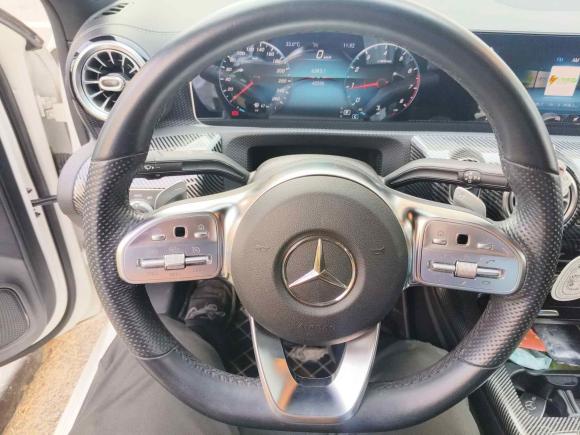 [上海·沪E] 二手奔驰奔驰A级2020款 A 200 L 运动轿车