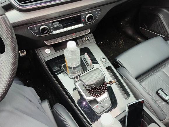 [杭州·浙A] 二手奥迪奥迪Q5L2024款 45 TFSI 豪华动感型
