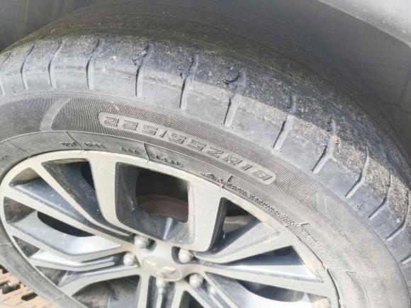 [济南·鲁A] 二手三菱欧蓝德2017款 2.0L 两驱荣耀版 5座