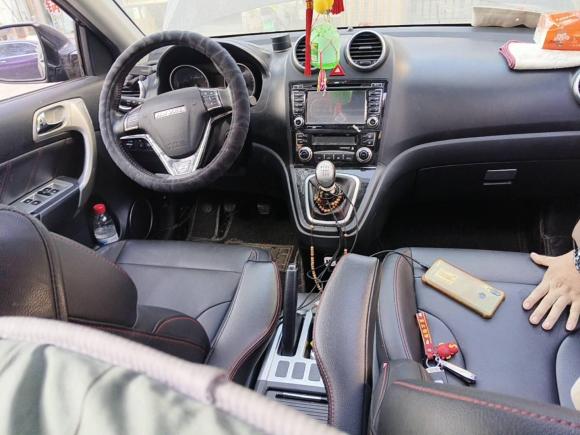 [南京·苏L] 二手哈弗哈弗H62016款 升级版 1.5T 手动两驱都市型