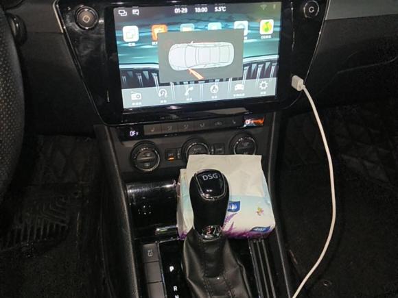 [武汉·鄂A] 二手斯柯达速派2018款 TSI280 DSG舒适版 国V