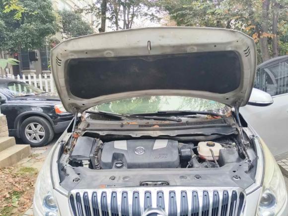 [南京·苏A] 二手别克别克GL82011款 3.0L XT豪华商务旗舰版