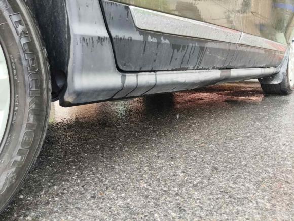 [芜湖·皖B] 二手标致标致30082013款 2.0L 手动经典版