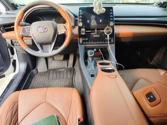 [济南·鲁A] 二手丰田亚洲龙2019款 双擎 2.5L Limited旗舰版 国V