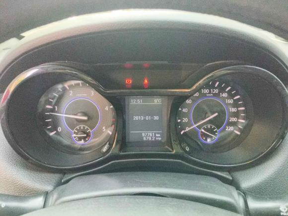 [南通·苏F] 二手江铃驭胜S3502013款 2.4T 手动两驱柴油豪华版5座