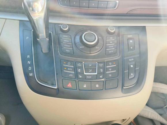 [上海·沪B] 二手别克别克GL82014款 3.0L XT豪华商务旗舰版