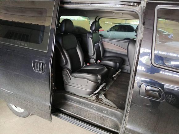 [上海·沪A] 二手东风风行菱智PLUS2021款 2.0L 手动舒适型 7座