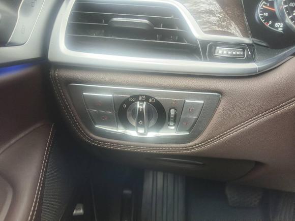 [苏州·苏U] 二手宝马宝马7系2016款 740Li 豪华型