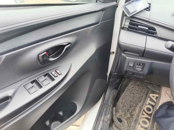 [广州·粤A] 二手丰田YARiS L 致炫2016款 改款 1.5E CVT魅动版
