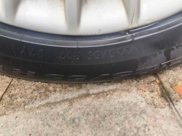 [上海·沪C] 二手宝马宝马3系2013款 320Li 豪华设计套装