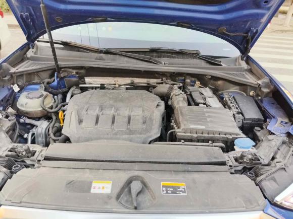 [上海·沪D] 二手奥迪奥迪Q32021款 40 TFSI 时尚动感型