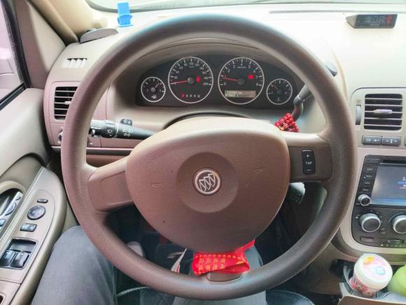 [青岛·鲁U] 二手别克别克GL82014款 2.4L 经典版