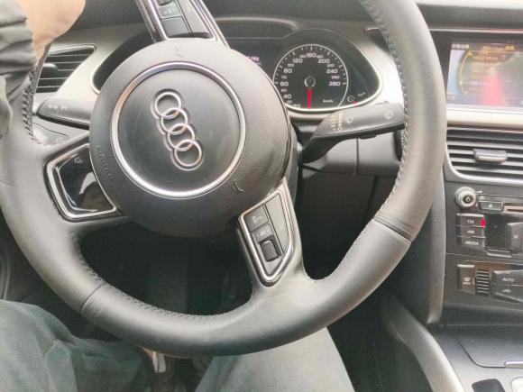 [上海·沪A] 二手奥迪奥迪A4L2013款 35 TFSI 自动标准型