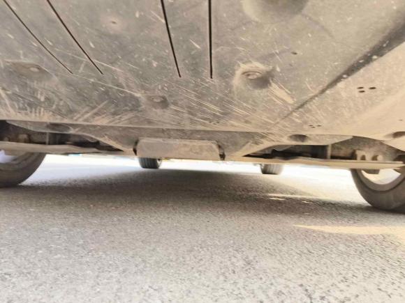 [上海·沪A] 二手宝马宝马i32022款 eDrive 35 L