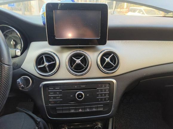 [杭州·浙A] 二手奔驰奔驰GLA2015款 GLA 200 动感型