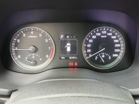 [深圳·粤B] 二手现代途胜2015款 1.6T 双离合两驱智能型