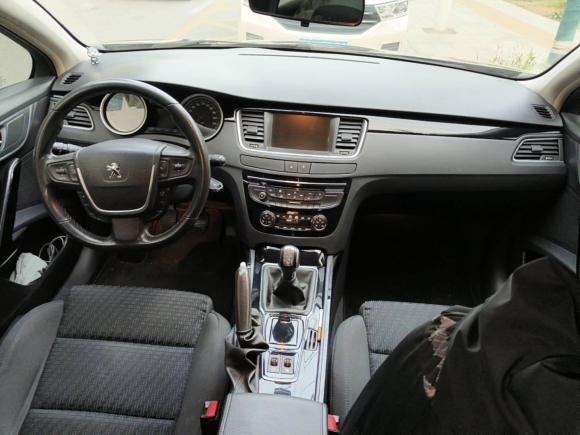 [武汉·鄂A] 二手标致标致5082011款 2.0L 手动经典版