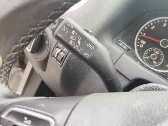 [上海·沪C] 二手大众途观2016款 300TSI 自动两驱舒适版