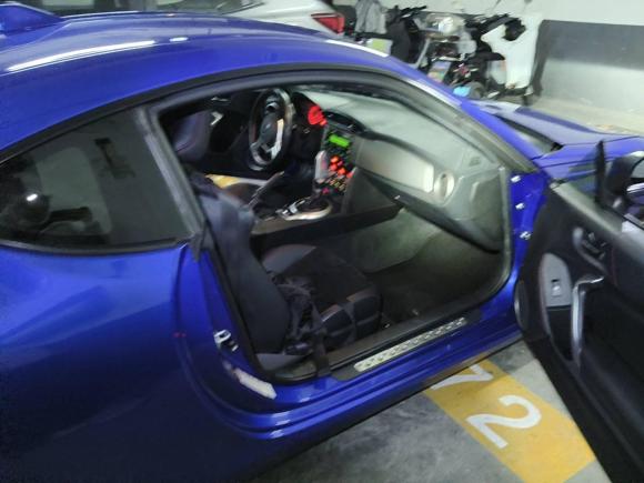 [上海·沪A] 二手斯巴鲁斯巴鲁BRZ2015款 2.0i 自动版