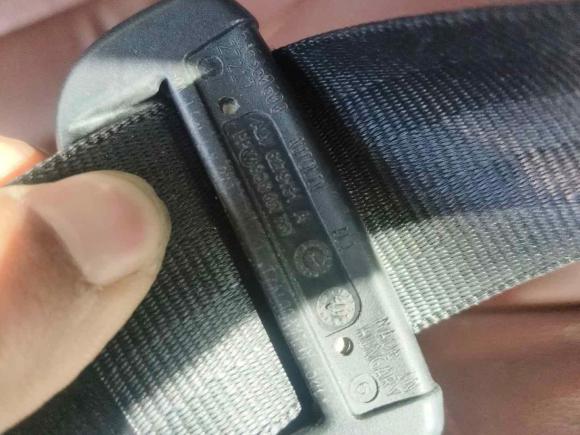 [济南·鲁P] 二手奥迪奥迪A4L2018款 30周年年型 40 TFSI 进取型