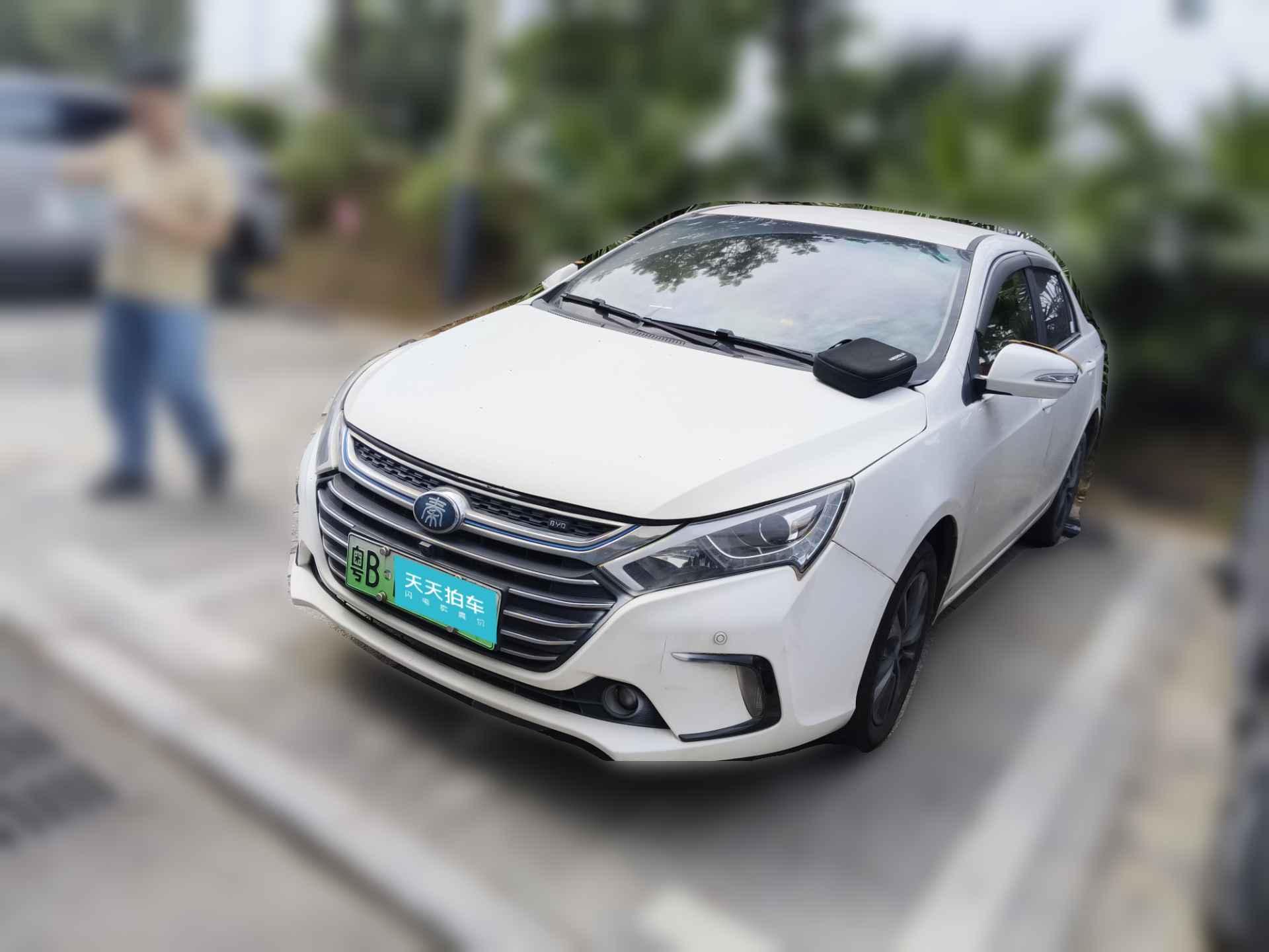 [深圳·粤B] 比亚迪秦新能源2017款 1.5T 秦100