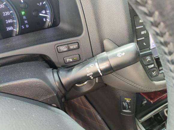 [武汉·鄂A] 二手丰田皇冠2012款 2.5L Royal Saloon尊贵版