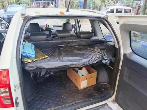 [上海·皖S] 二手奇瑞瑞虎32016款 1.6L 手动智尚版