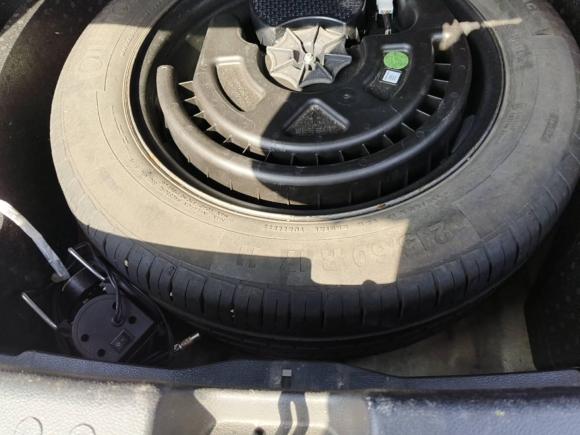 [金华·浙G] 二手宝骏宝骏5602017款 律动版 1.8L iAMT尊享型