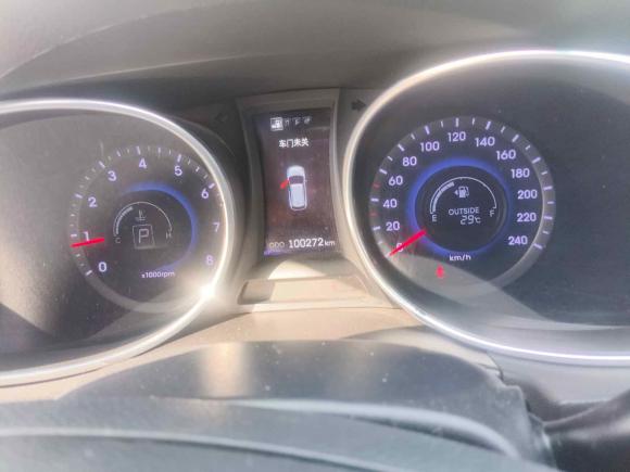 [南昌·赣A] 二手现代胜达2013款 2.4L 自动两驱智能型