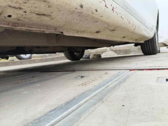 [佛山·粤E] 二手吉利汽车帝豪2016款 三厢 1.5L CVT豪华型